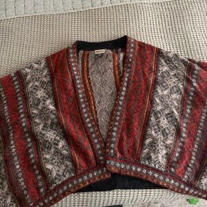 Bolivian 100% Alpaca Vintage Style Knit Cardigan